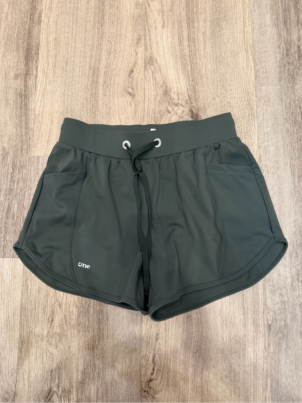 One Musesonly Green Athletic Running Shorts Small 6 Drawstring